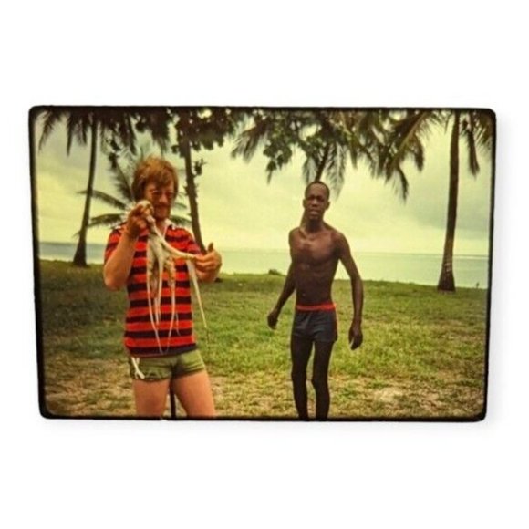 Kodachrome Slide Octopus Ocean Tourist Africa Holding Palm Trees Kodak Vtg 1979 - Picture 9 of 9